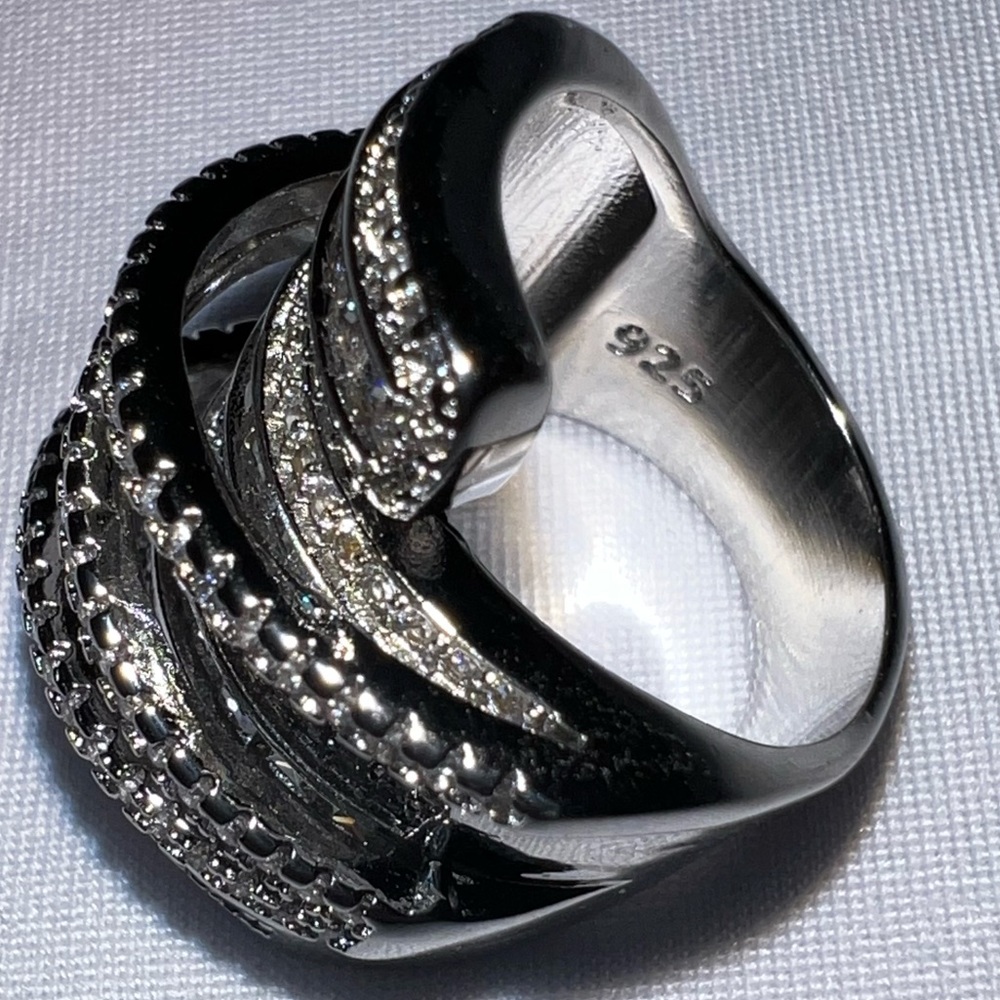 Sterling Silver 925 Cubic Zirconia Ring - Picture 7 of 8